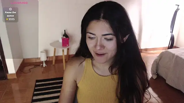 FreyaRouge online show from April 2026 02:44:01 PM