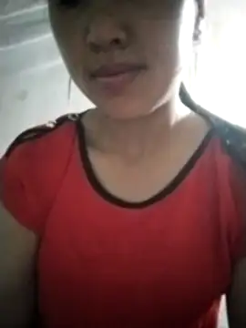 Lisa-aa online show from April 2026 10:32:01 PM