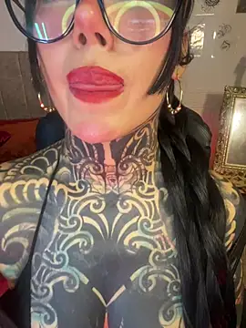 Musedreams online show from April 2026 01:12:02 AM