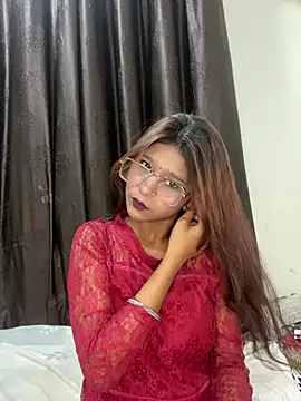 Cutiepie- online show from April 2026 05:40:02 PM