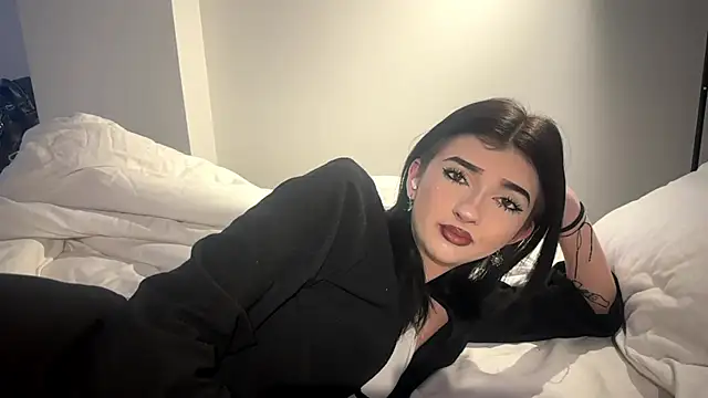 JessbutnotJessi online show from April 2026 06:03:02 AM