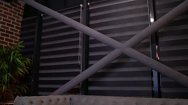 SpicyLeyla online show from April 2026 05:41:02 PM