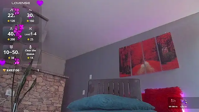 IzamarQueen1 online show from April 2026 07:43:01 PM