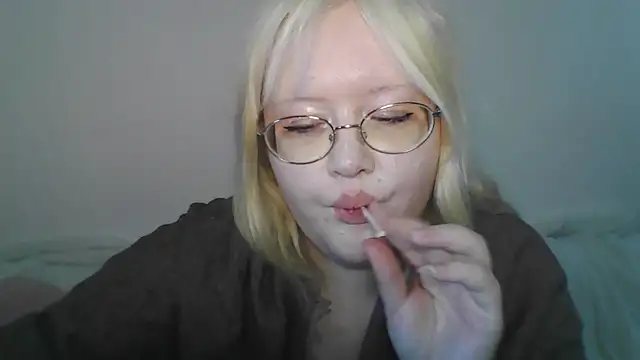 Elayne Sweet online show from April 2026 08:09:02 AM