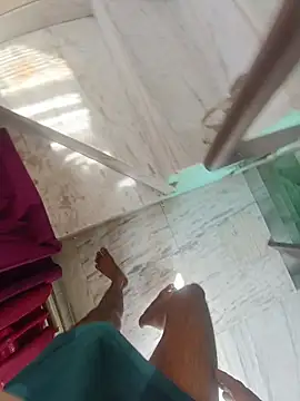 Dreaming Couple online show from April 2026 05:43:01 AM