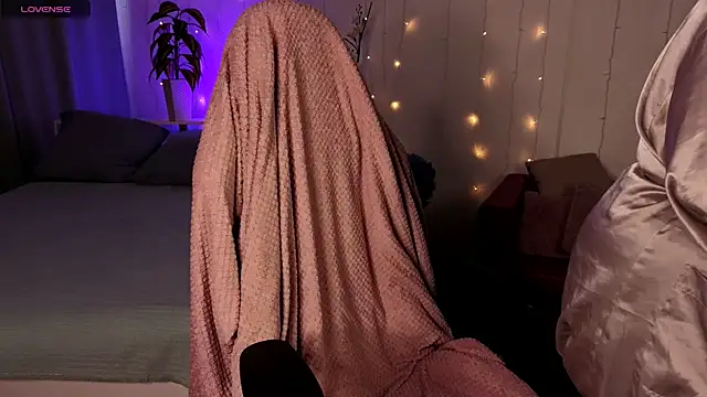 Sweetiest Pie online show from April 2026 05:41:01 AM