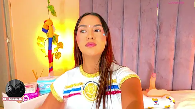 Snapshot of angelicaa_garcia chatting on June 2026 11:48:01 AM angelicaa garcia online show from June 2026 11:48:01 AM