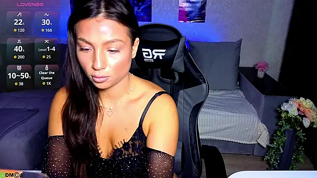 Tanita Moon 007 online show from April 2026 12:20:02 AM