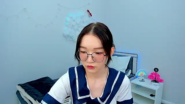syuri sun online show from June 2026 01:36:01 PM