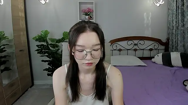 Snapshot of syuri_sun chatting on June 2026 04:34:02 PM syuri sun online show from June 2026 04:34:02 PM