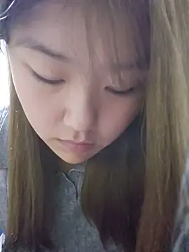 mianmian-666 online show from June 2026 02:33:01 PM