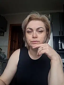 SylvieGold453 online show from May 2026 02:21:02 PM