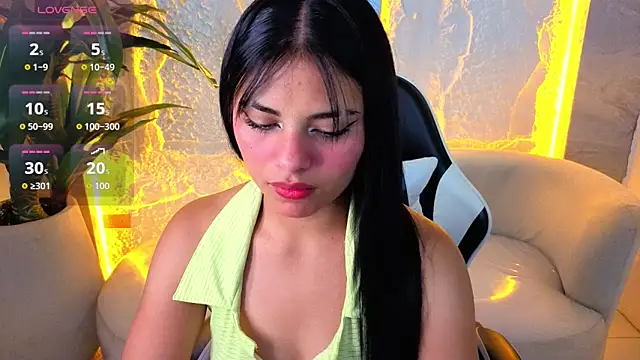 sofiaatp online show from April 2026 05:29:01 PM