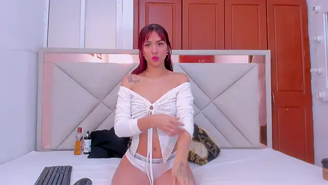 lili blaze online show from April 2026 12:08:02 PM