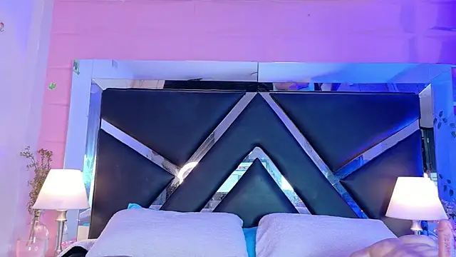 Veronica Nasty  online show from April 2026 07:18:02 PM