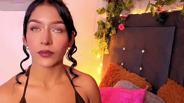 Alisse Storm online show from April 2026 12:32:02 PM