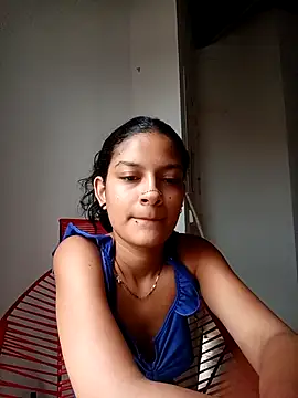 Snapshot of Lyra_Siren chatting on April 2026 11:38:01 AM Lyra Siren online show from April 2026 11:38:01 AM