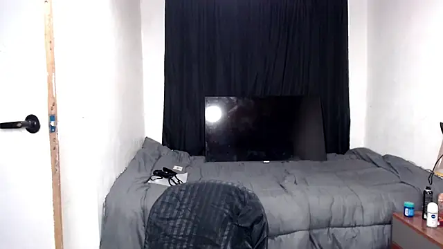 hikarilust23xx online show from April 2026 04:07:01 PM