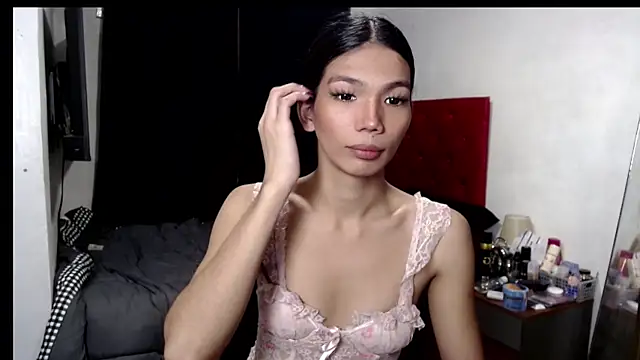 hikarilust23xx online show from May 2026 07:11:02 PM