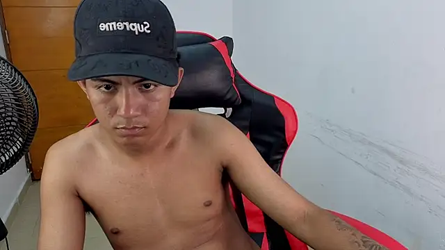 darknigthx online show from April 2026 11:54:02 PM