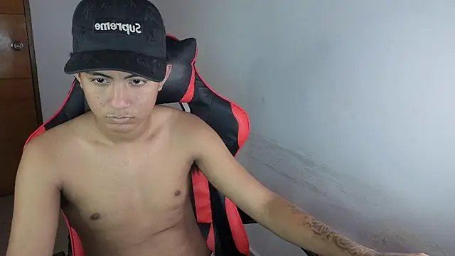 darknigthx online show from April 2026 11:51:02 PM