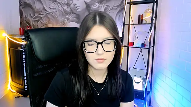 JennyGibson online show from June 2026 05:10:02 AM