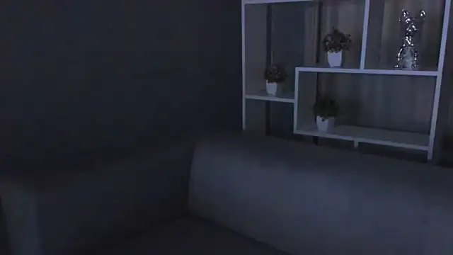 LoveBettie online show from April 2026 01:52:01 PM