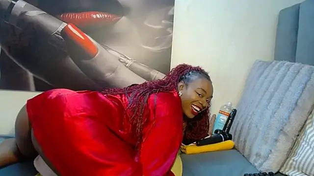 Lola-77 online show from May 2026 02:18:02 AM