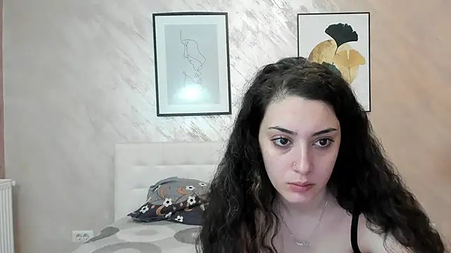 AnalSuzieBell online show from April 2026 05:40:02 PM