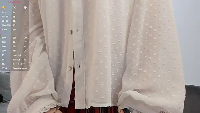 RoyceKintzel online show from April 2026 09:39:33 PM