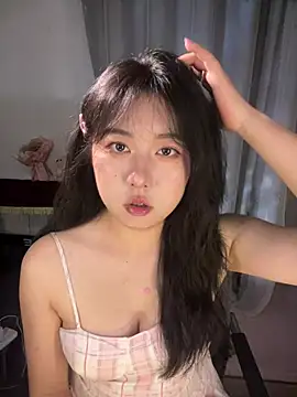 ooooBaby129 online show from June 2026 02:33:01 PM