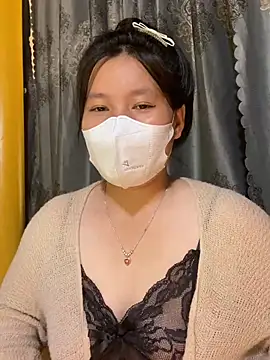 Mely2005 online show from July 2026 03:53:01 AM