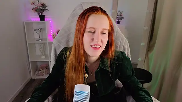 EvaBellea online show from April 2026 07:45:01 AM