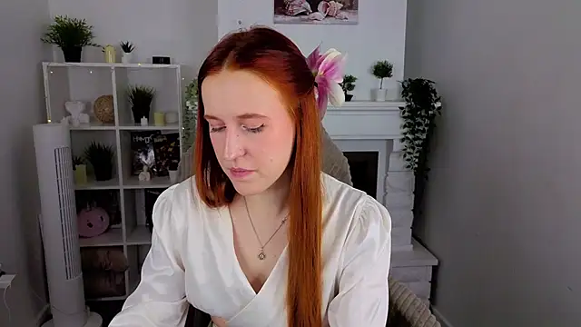 EvaBellea online show from April 2026 12:55:02 PM