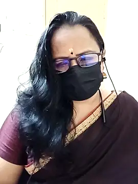 monisha cam online show from April 2026 05:07:01 PM