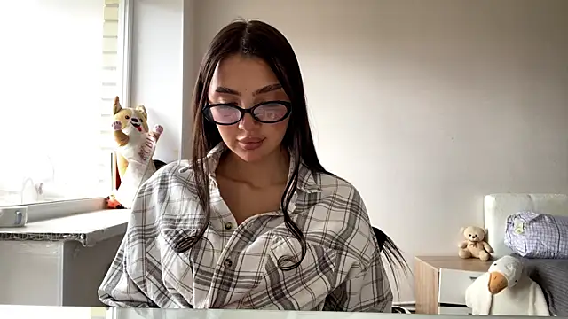 AlvinaMair online show from April 2026 07:58:02 AM