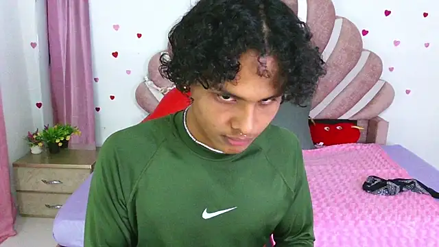 elio fox online show from April 2026 12:17:02 PM