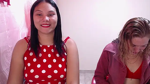 juliachannelhot online show from April 2026 07:40:02 PM