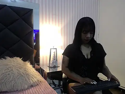 Samy Lee01 online show from April 2026 11:47:02 AM