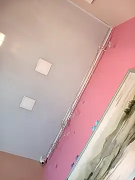 Wolfamara online show from April 2026 01:11:01 PM