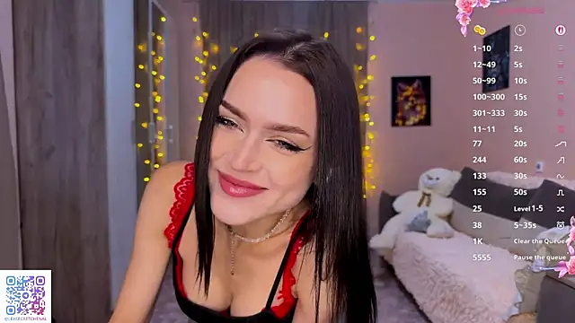 Snapshot of PlayfulLea chatting on July 2026 09:02:02 AM PlayfulLea online show from July 2026 09:02:02 AM