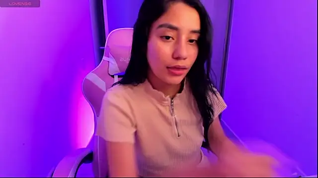 ISABELFORYOU03 online show from April 2026 02:44:01 AM