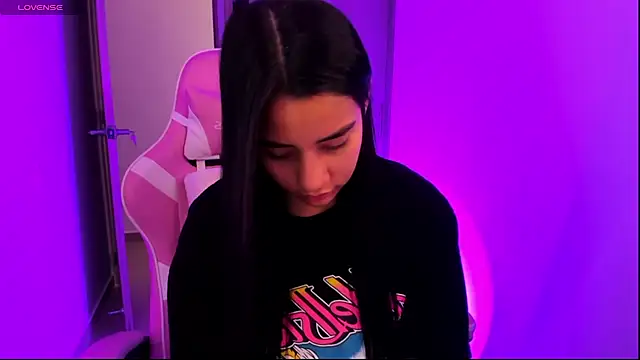 ISABELFORYOU03 online show from April 2026 04:55:01 PM