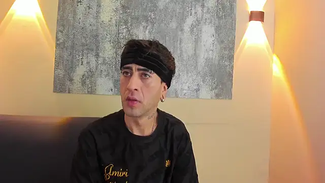 PODEROSO SAMAEL online show from April 2026 03:50:02 AM