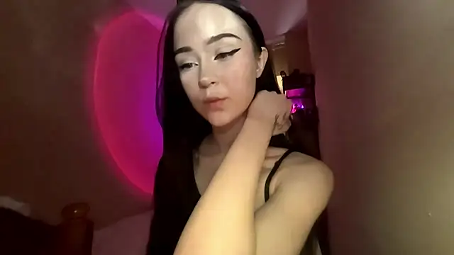 Adeline star online show from April 2026 10:17:02 AM