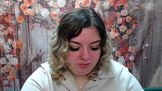 AdelinaMaster online show from April 2026 05:13:02 PM