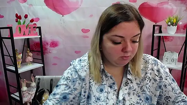 AdelinaMaster online show from April 2026 05:05:02 PM