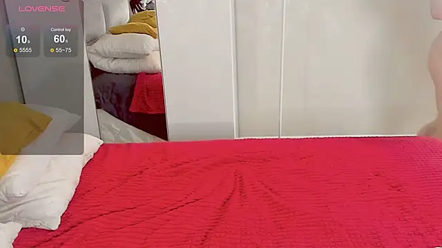 Aphrodite Portman online show from April 2026 02:37:02 AM