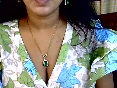 Noor Zarin online show from April 2026 05:18:01 PM