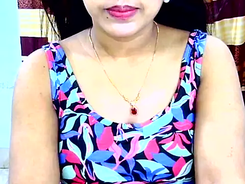 Noor Zarin online show from April 2026 10:34:02 PM